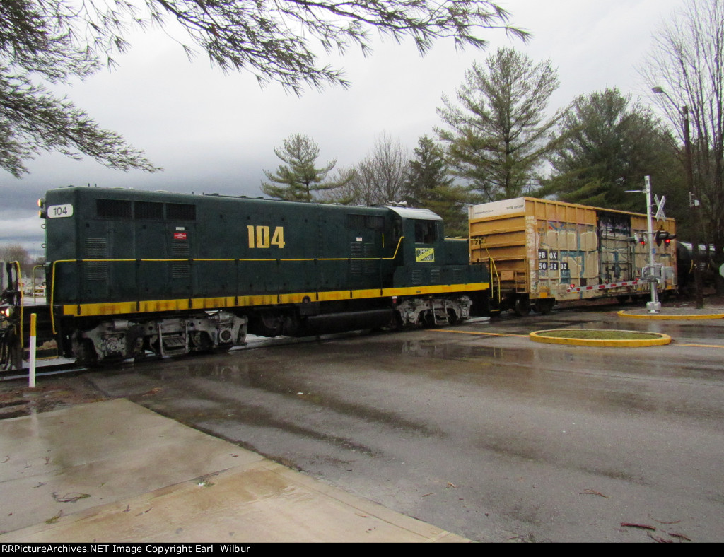 Ohio South Central Railroad (OSCR) 104